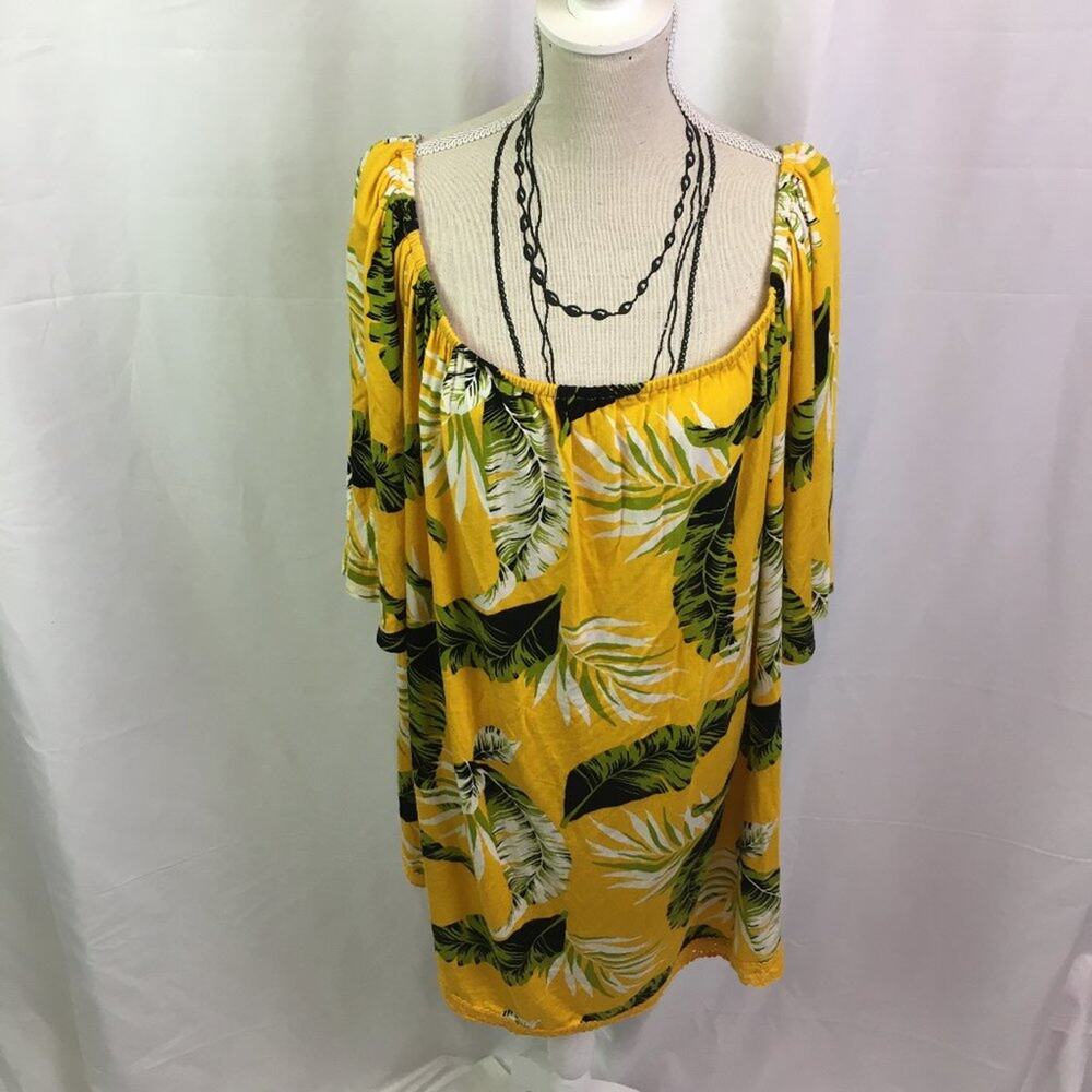 Lone & Lux Leaf Pattern Top Yellow Green 1X